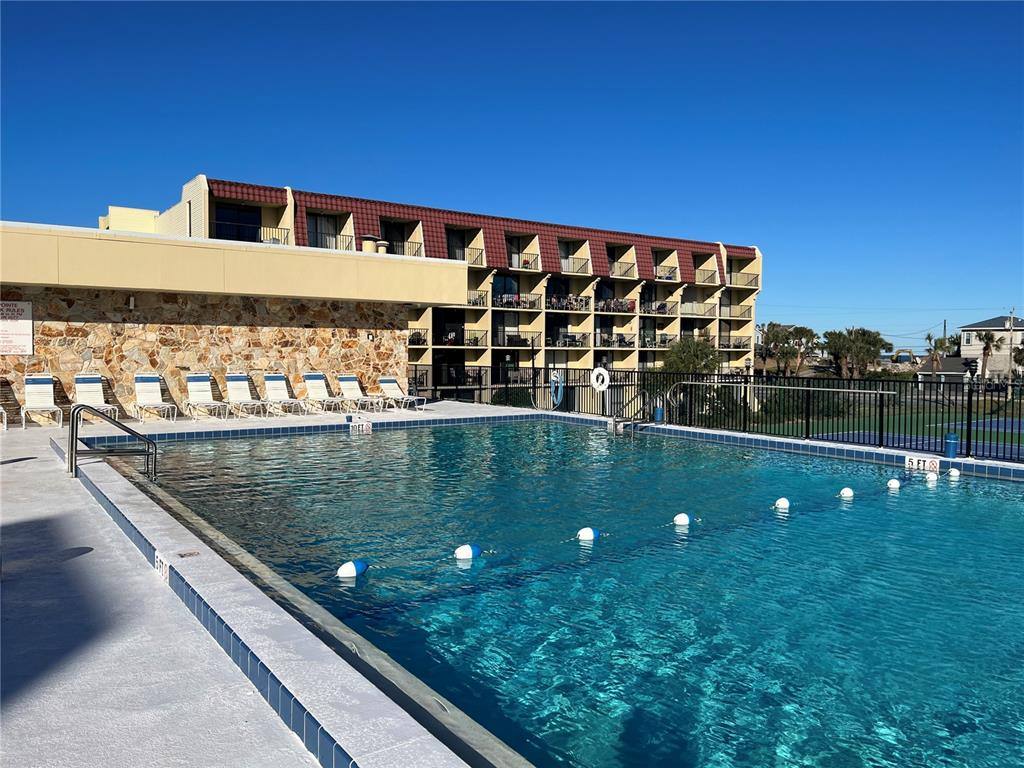 Apartment for rent at 1433 N Atlantic Ave #223, Daytona Beach, FL 32118