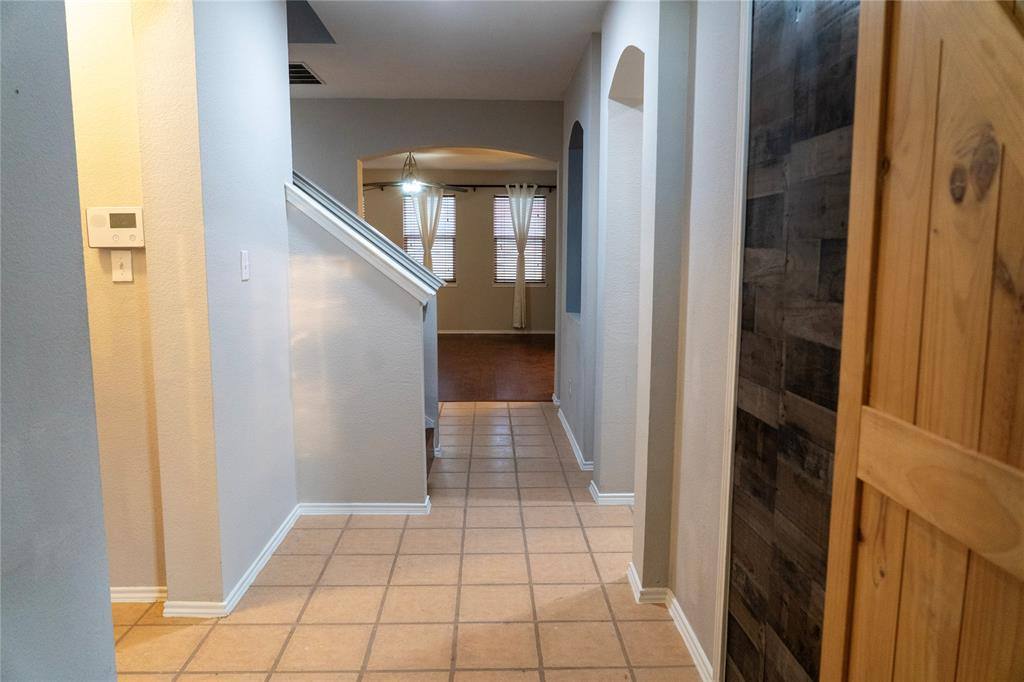 Apartment for rent at 10120 Sourwood Dr, Keller, TX 76244