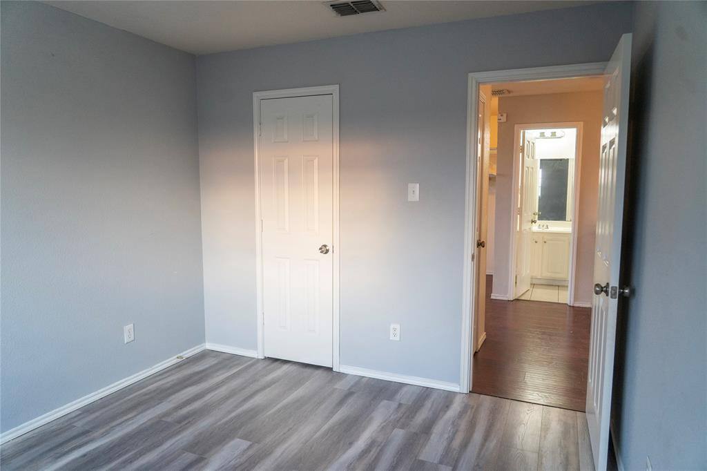 Apartment for rent at 10120 Sourwood Dr, Keller, TX 76244