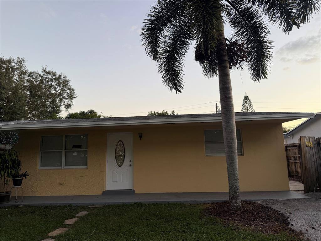 Apartment for rent at 9460 SW 52nd St, Fort Lauderdale, FL 33328