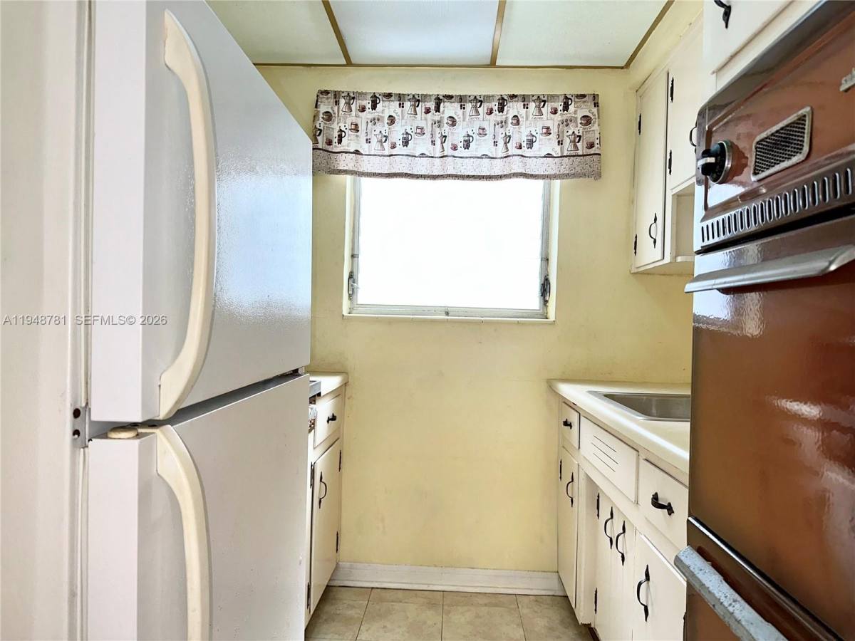 Apartment for rent at 8132 Harding Ave #9, Miami Beach, FL 33141