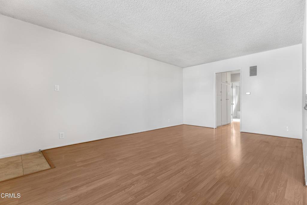 Apartment for rent at 5043 Denny Ave #8, North Hollywood, CA 91601