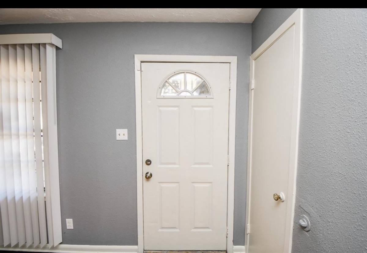 Apartment for rent at 5510 Ricky St, Houston, TX 77033
