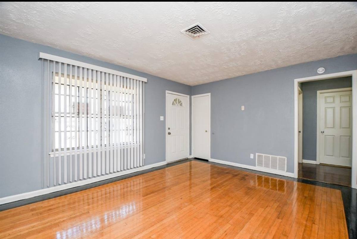Apartment for rent at 5510 Ricky St, Houston, TX 77033
