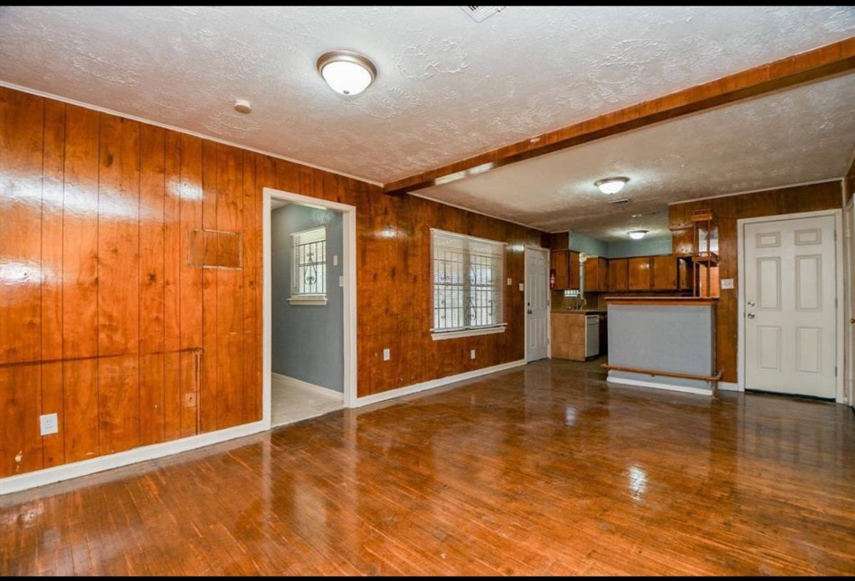 Apartment for rent at 5510 Ricky St, Houston, TX 77033
