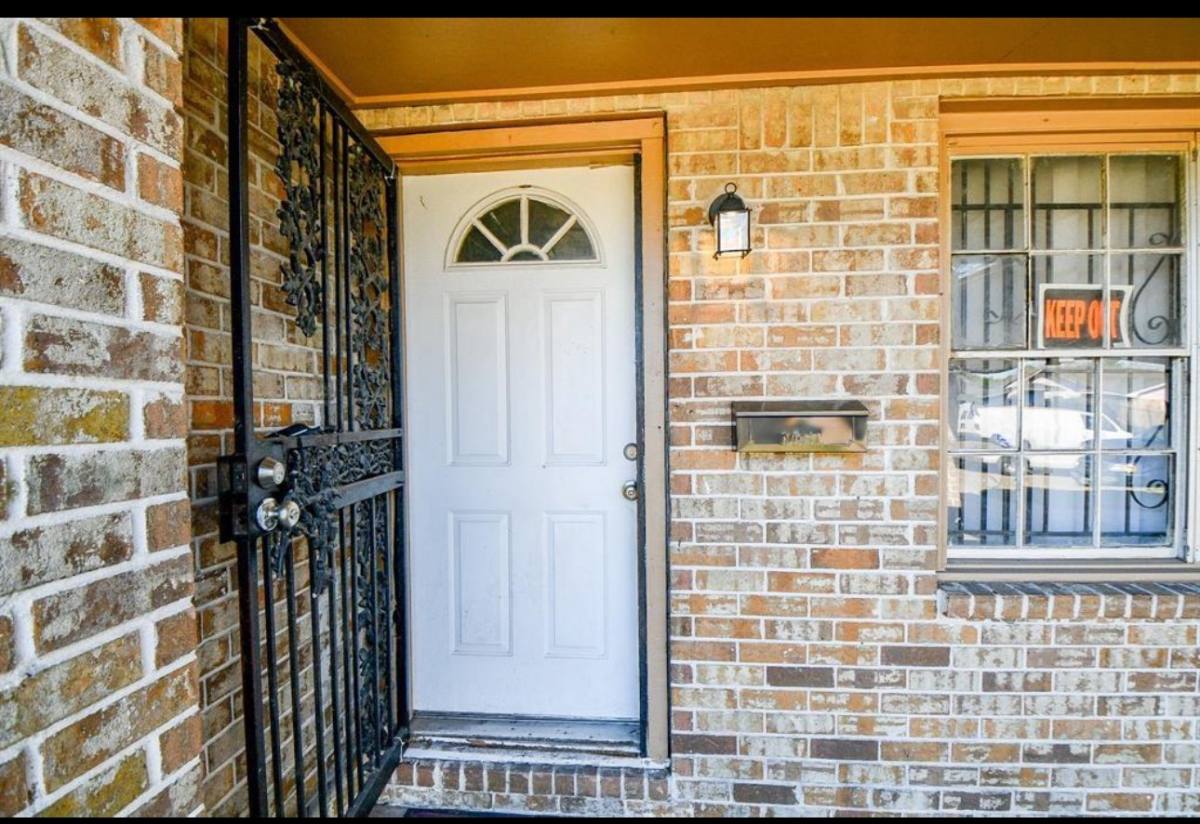 Apartment for rent at 5510 Ricky St, Houston, TX 77033
