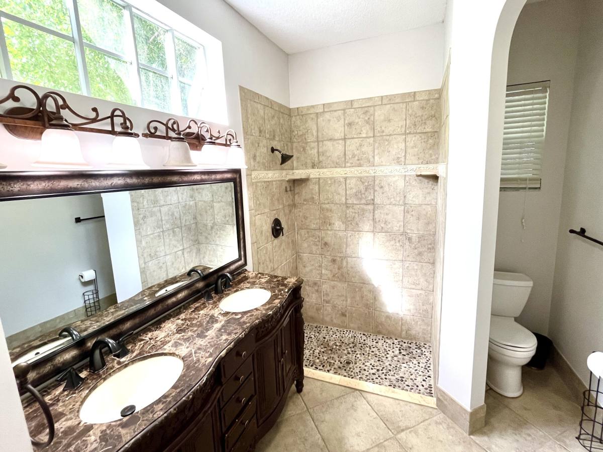 Apartment for rent at 1112 Wild Cherry Lane, Wellington, FL 33414