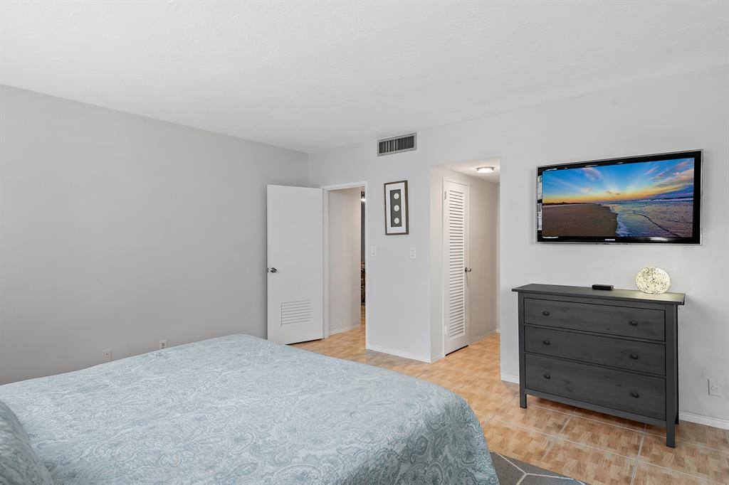 Apartment for rent at 4250 Galt Ocean Dr #425012N, Fort Lauderdale, FL 33308