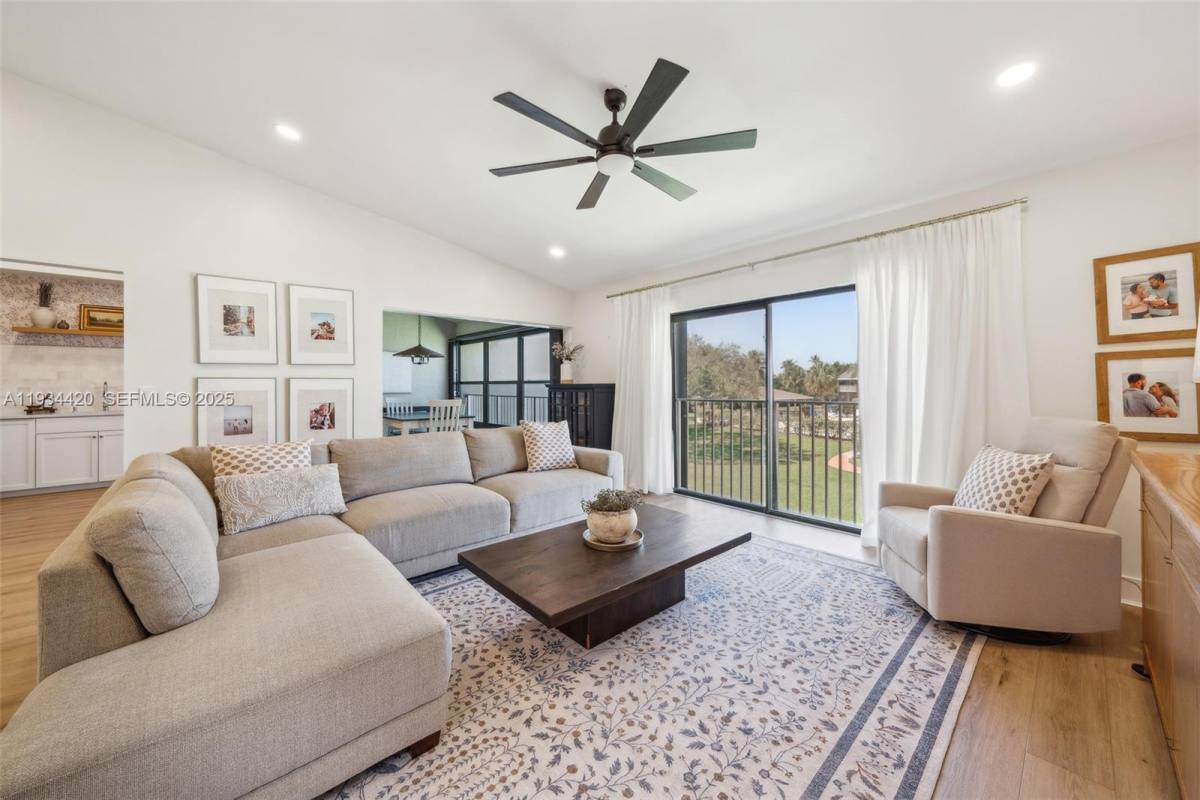 Apartment for rent at 3207 S Lakeview Circle #6205, Fort Pierce, FL 34949