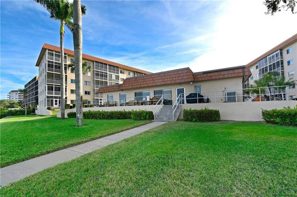 Apartment for rent at 1650 1st Ave W #1650507B, Bradenton, FL 34205