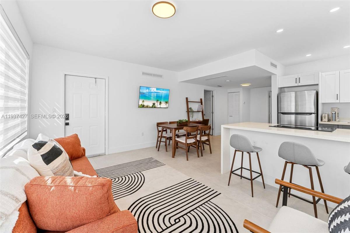 Apartment for rent at 1144 SW 4th St #8, Miami, FL 33130