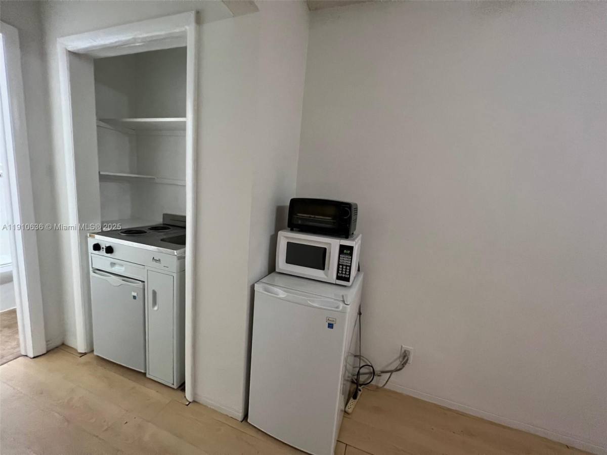 Apartment for rent at 4841 SW 45th Ave #3, Fort Lauderdale, FL 33314