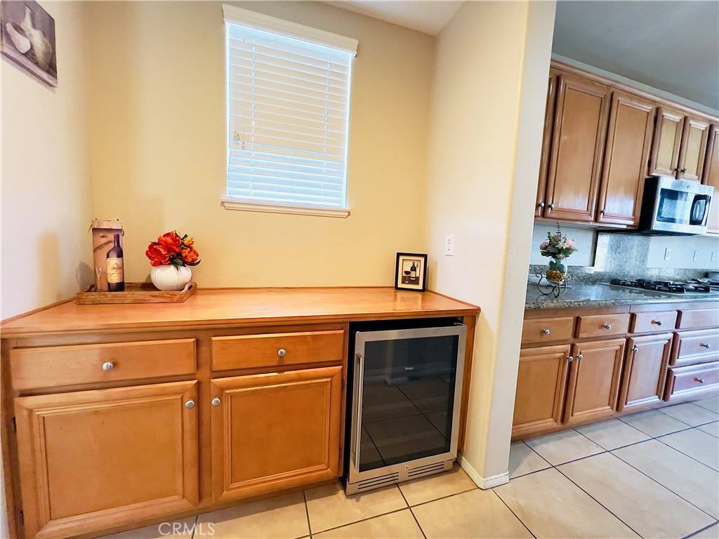 Apartment for rent at 17231 Greentree Dr, Riverside, CA 92503