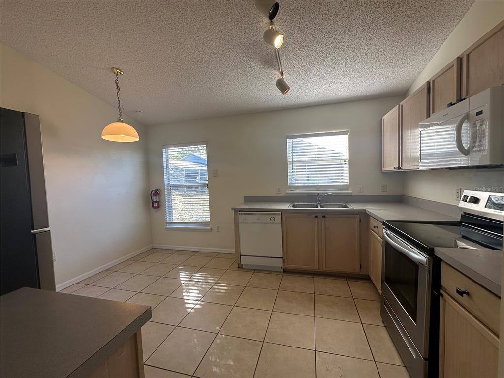 Apartment for rent at 17432 Woodcrest Way, Clermont, FL 34714