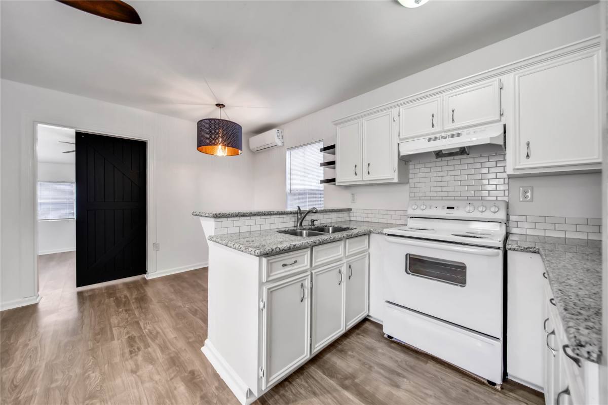 Apartment for rent at 1710 Shelby St #1710A, Houston, TX 77009