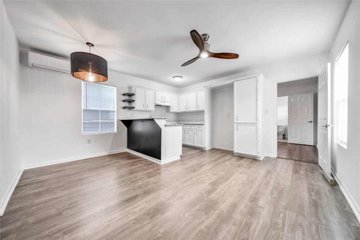 Apartment for rent at 1710 Shelby St #1710A, Houston, TX 77009