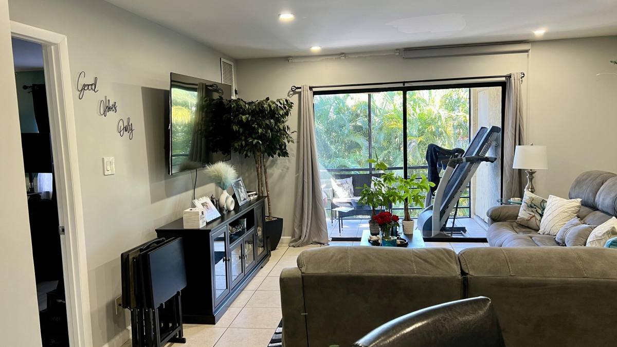 Condo for rent at 140 S Cypress Rd #123, Pompano Beach, FL 33060