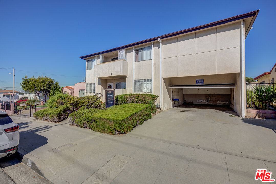 Apartment for rent at 305 E Plymouth St #305A, Inglewood, CA 90302
