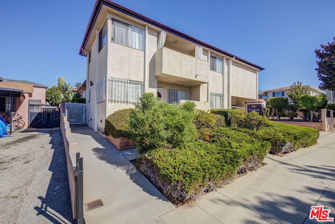 Apartment for rent at 305 E Plymouth St #305A, Inglewood, CA 90302