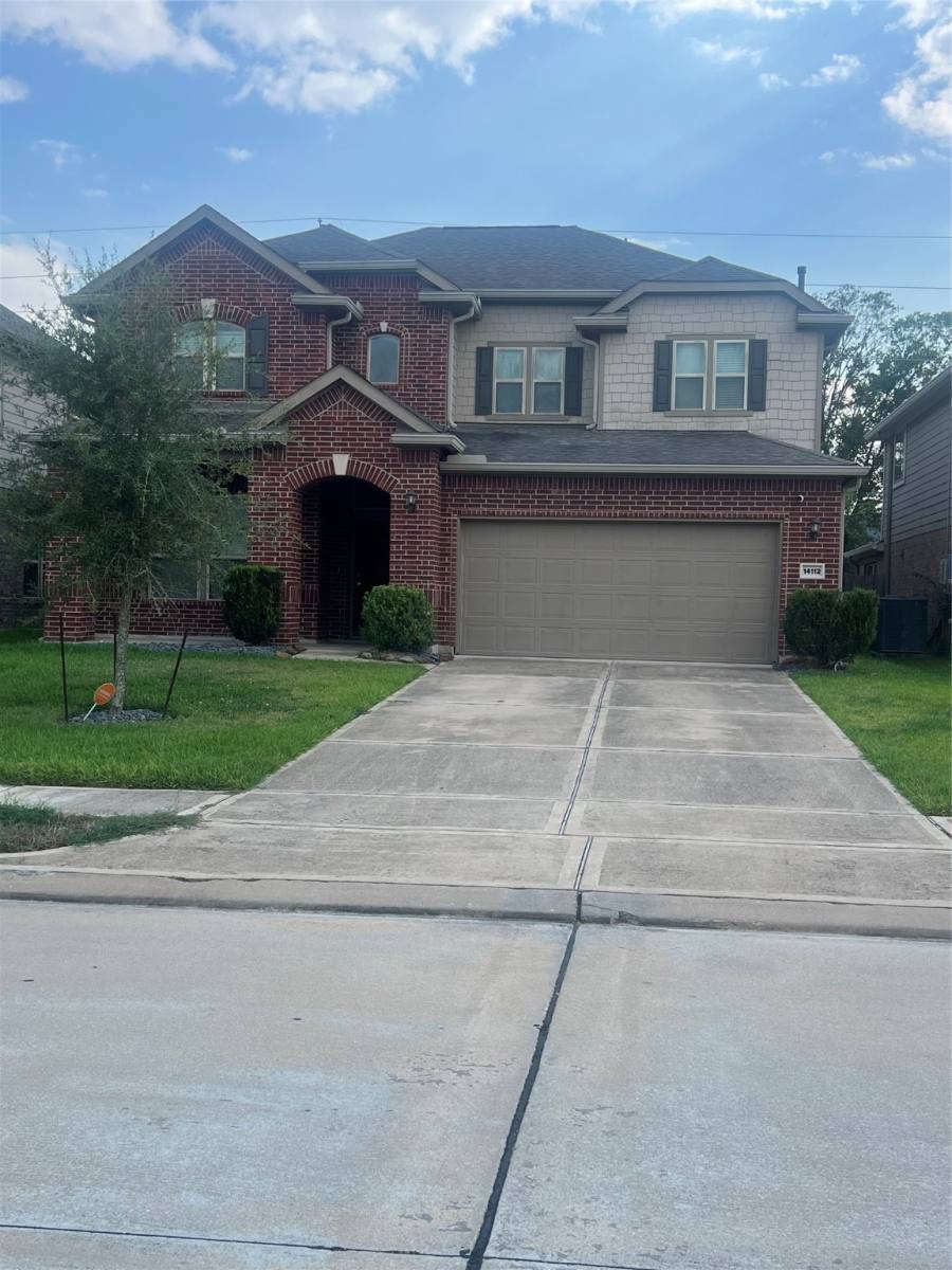 Apartment for rent at 14112 Harmony Ridge Trail, Pearland, TX 77584
