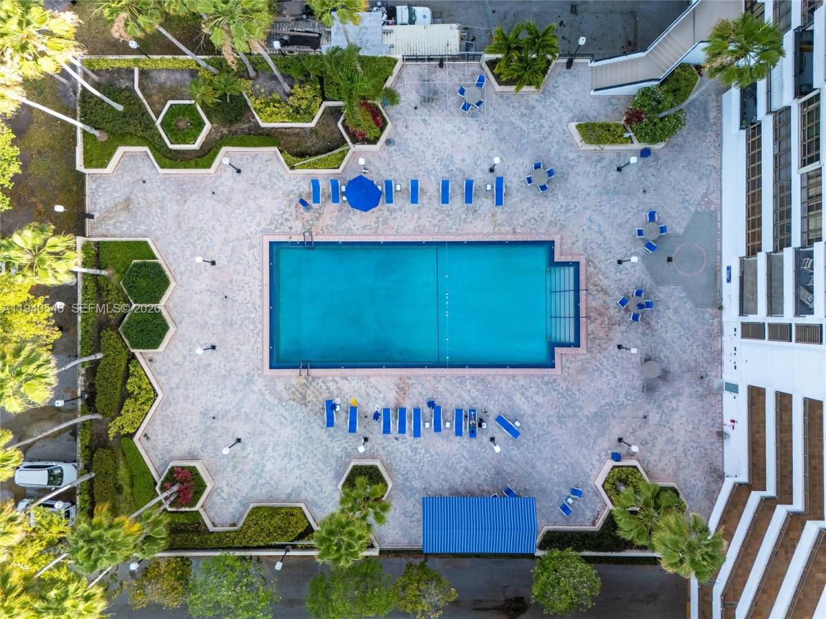 Apartment for rent at 600 Three Islands Blvd #519, Hallandale, FL 33009