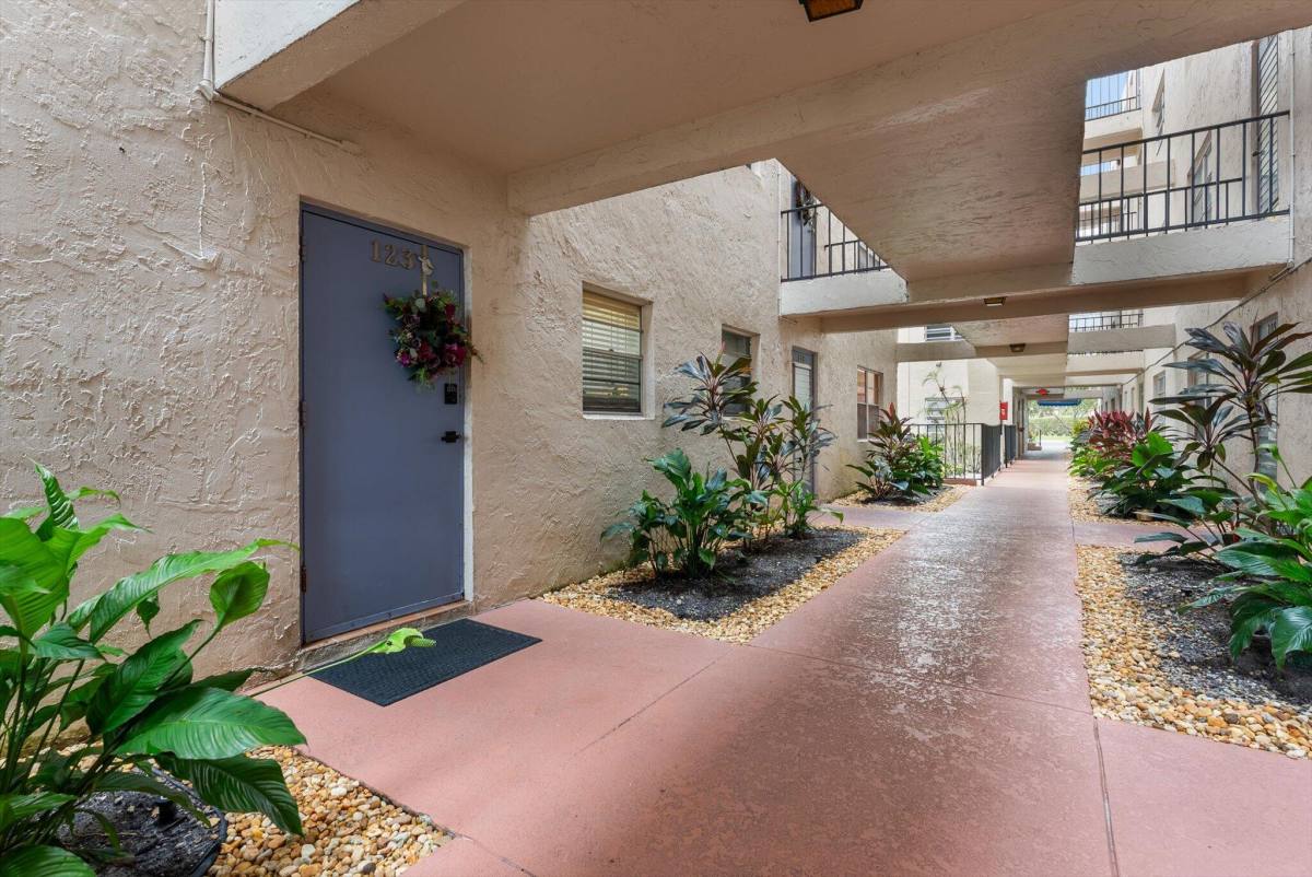 Apartment for rent at 7500 NW 30th Place #123, Fort Lauderdale, FL 33313