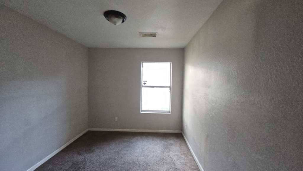 Apartment for rent at 11919 Greenmesa Dr, Houston, TX 77044