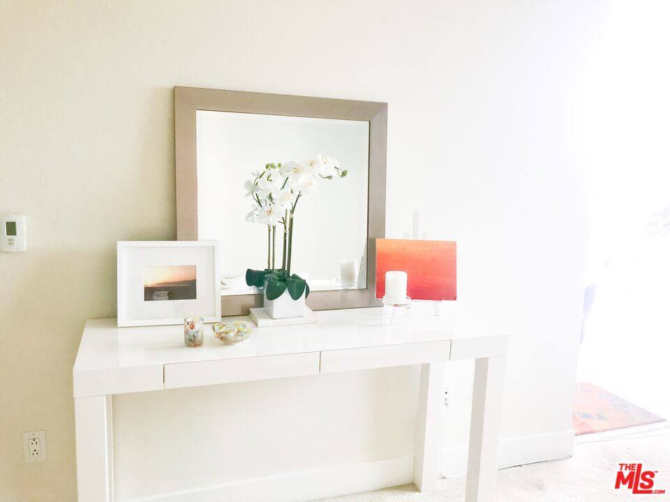 Apartment for rent at 1241 5th St #308, Santa Monica, CA 90401