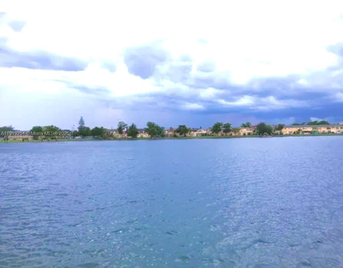Apartment for rent at 18900 NE 3rd Court #531, Miami, FL 33179