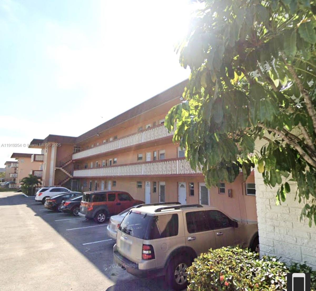 Apartment for rent at 18900 NE 3rd Court #531, Miami, FL 33179