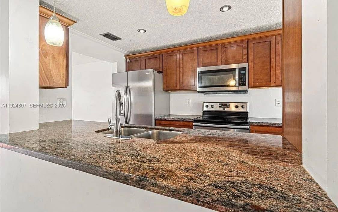 Townhouse for rent at 838 NW 82nd Ave #838-2, Fort Lauderdale, FL 33324