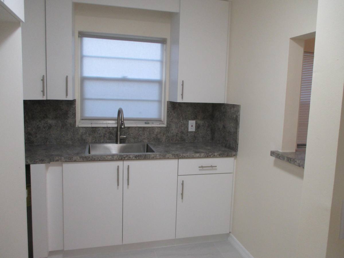 Apartment for rent at 31 Canterbury B #31, West Palm Beach, FL 33417