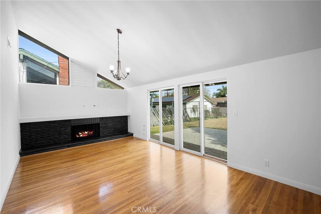 Apartment for rent at 7948 De Soto Ave, Canoga Park, CA 91304