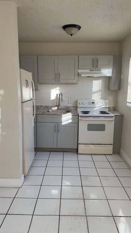 Apartment for rent at 720 SW 7th St #720-1, Dania, FL 33004