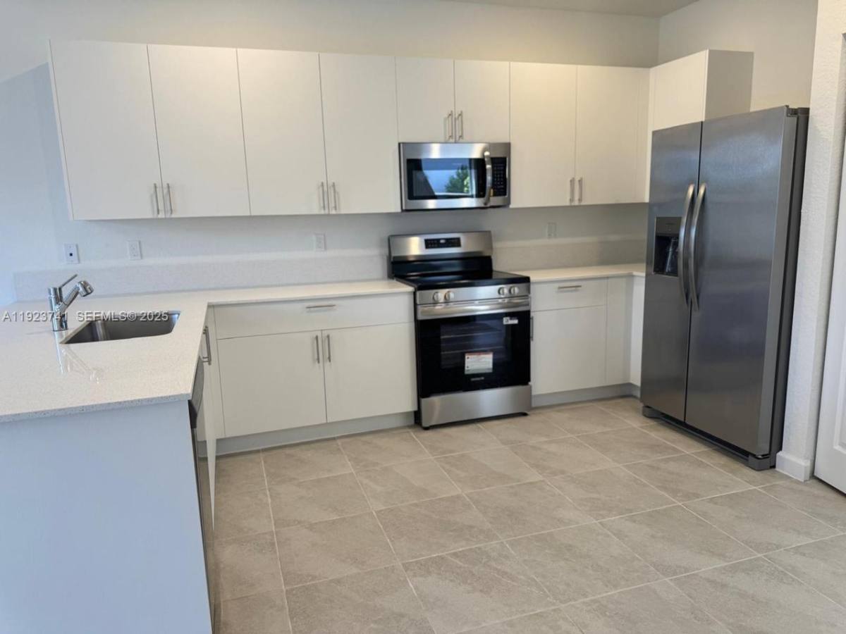 Apartment for rent at 18426 SW 2nd St, Hollywood, FL 33029