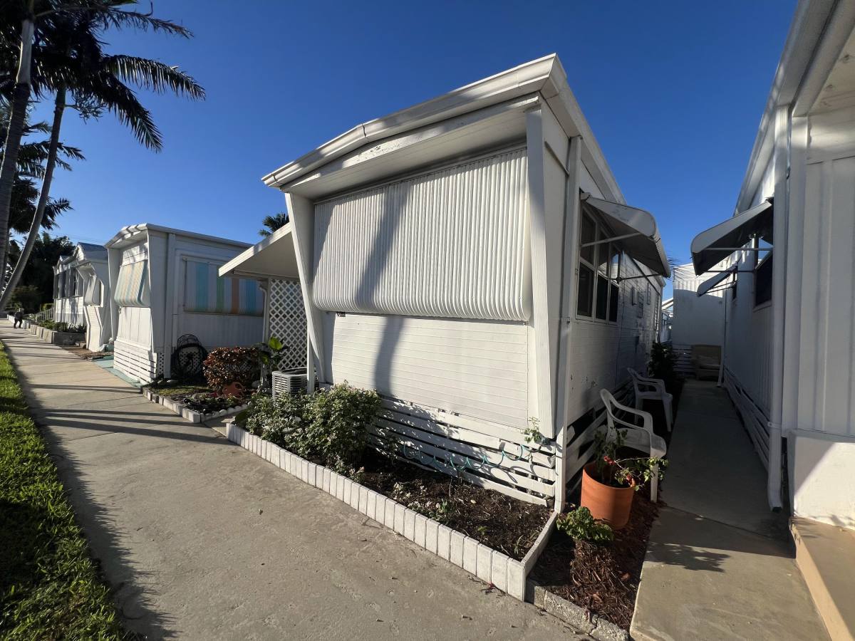 Apartment for rent at 21 Ruthmary Ave #21G, Boynton Beach, FL 33435