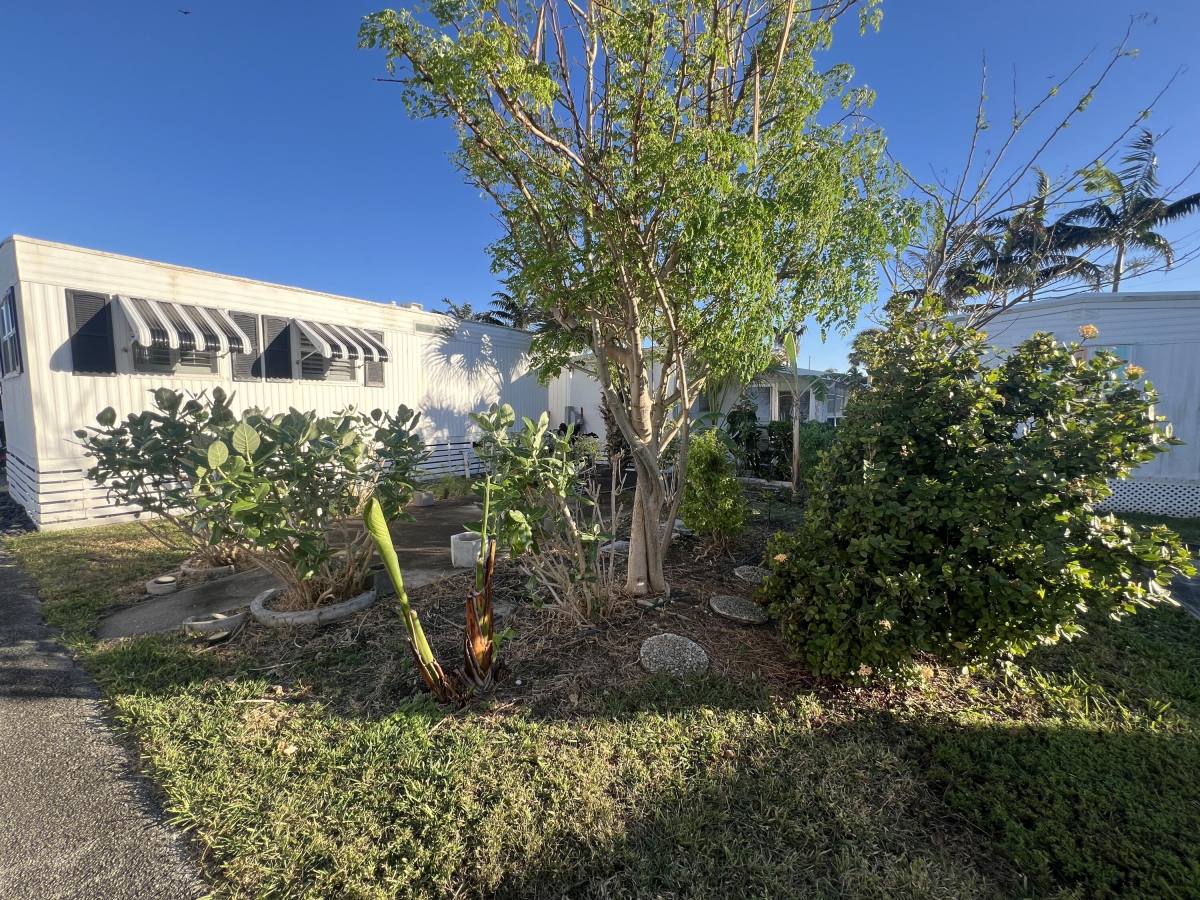 Apartment for rent at 21 Ruthmary Ave #21G, Boynton Beach, FL 33435