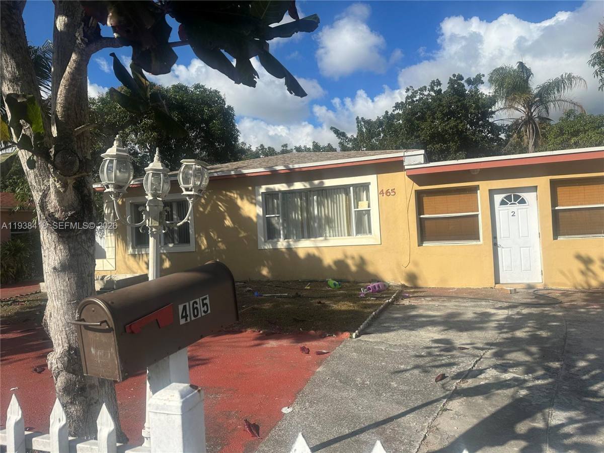 Apartment for rent at 465 NE 157th Terrace #465-2, Miami, FL 33162