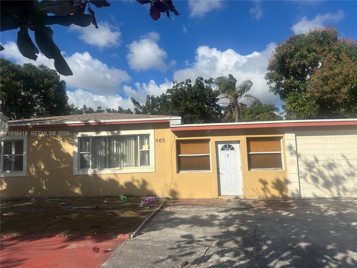 Apartment for rent at 465 NE 157th Terrace #465-2, Miami, FL 33162