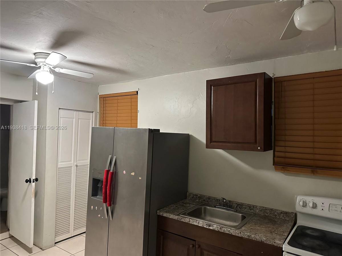 Apartment for rent at 465 NE 157th Terrace #465-2, Miami, FL 33162