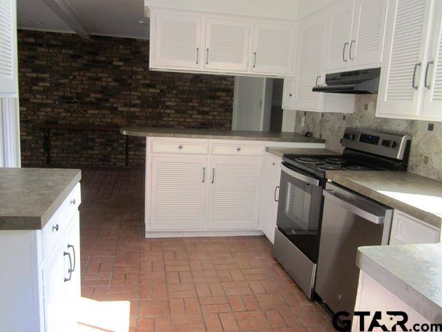 Apartment for rent at 328 Brookwood Dr #328, Tyler, TX 75701