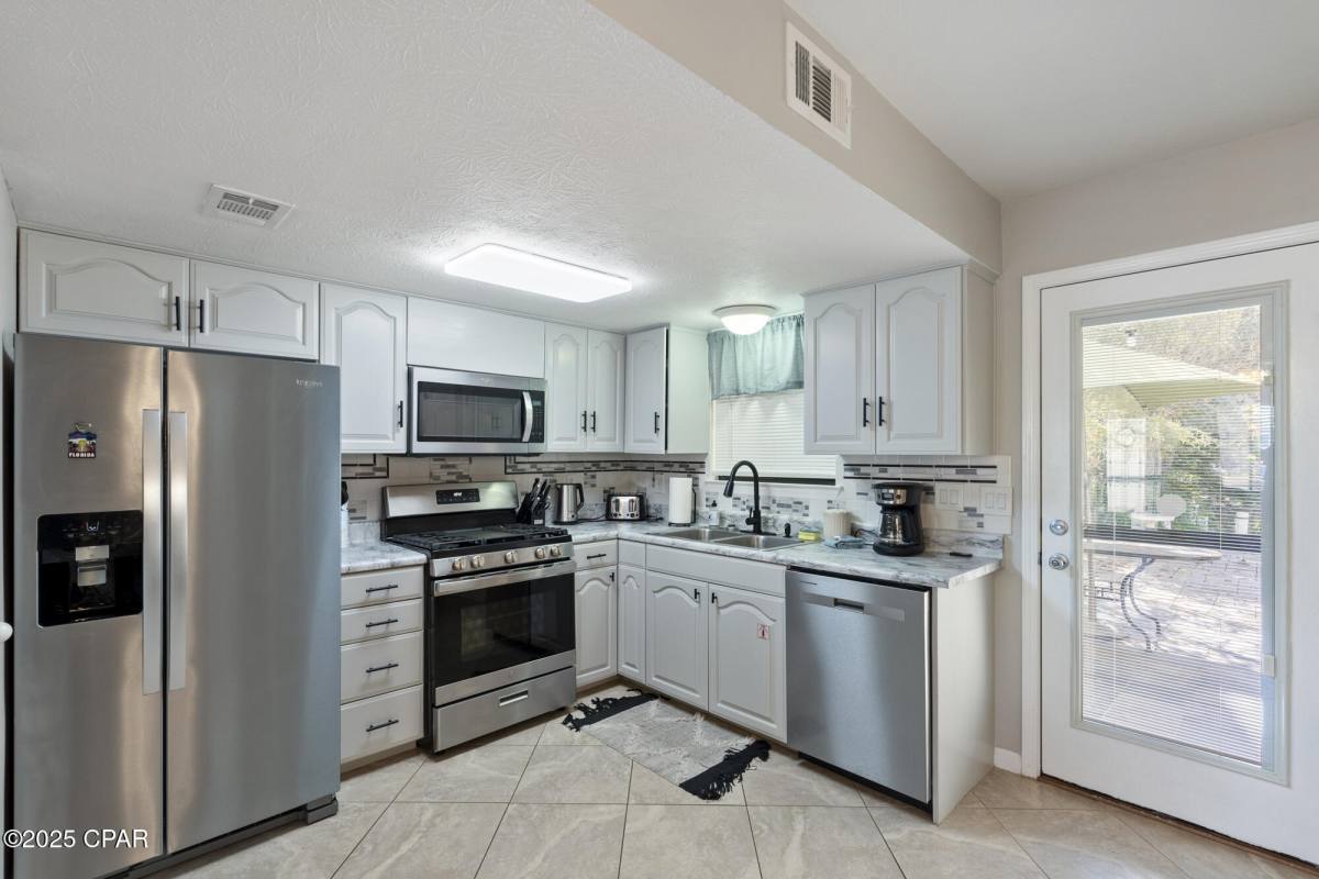 Townhouse for rent at 184 White Sandy Dr #184, Panama City Beach, FL 32407