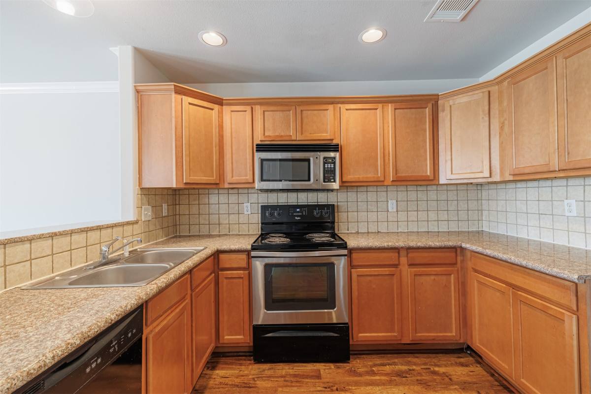 Townhouse for rent at 4441 S St, Brookshire, TX 77423
