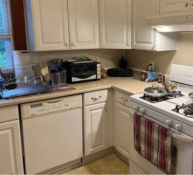 Apartment for rent at 471 Gleasondale Rd #471-1, Stow, MA 01775