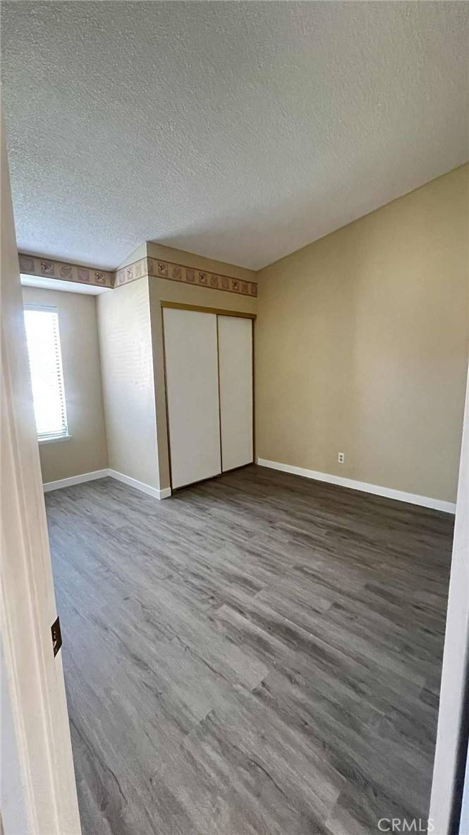 Apartment for rent at 4620 Grandview Dr, Palmdale, CA 93551