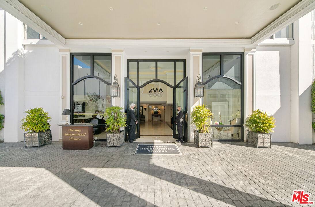 Apartment for rent at 10390 Wilshire Blvd #506, Los Angeles, CA 90024