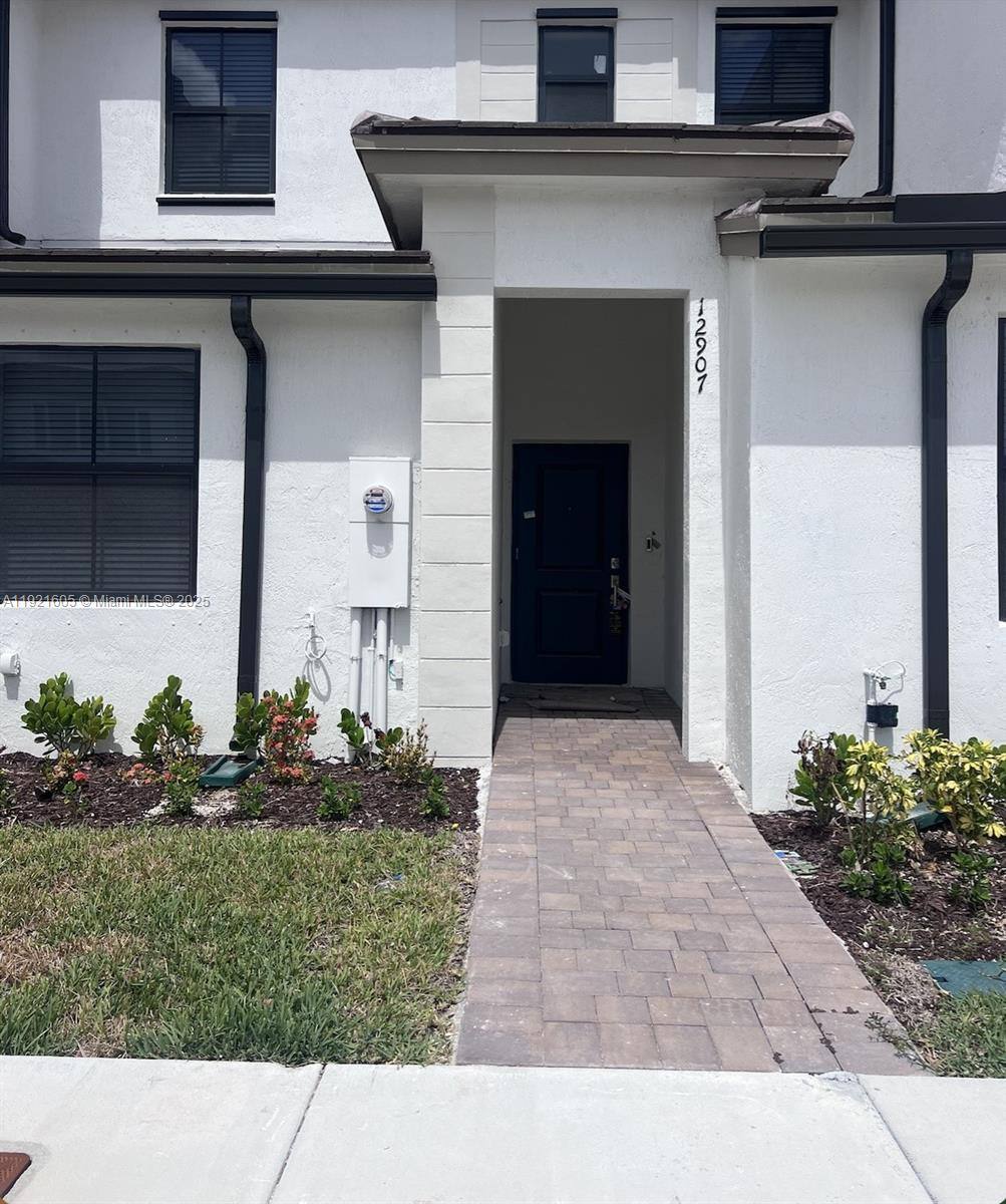 Townhouse for rent at 12915 SW 233rd Terrace, Homestead, FL 33032