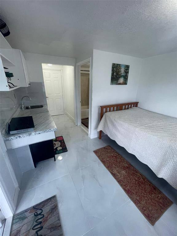 Apartment for rent at 408 SW 68th Ave #408, Hollywood, FL 33023