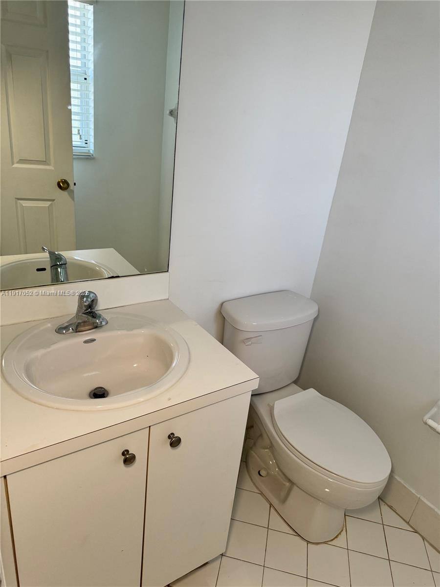 Apartment for rent at 4100 NE 24th Dr, Homestead, FL 33033