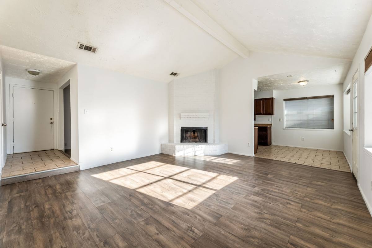 Apartment for rent at 15235 Heron Park Dr, Humble, TX 77396